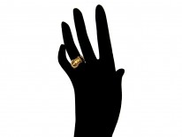Victorian Engraved 18ct Gold Buckle Ring