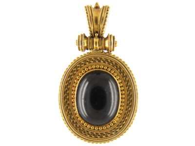 18ct Gold Victorian Cobouchon Garnet & Gold Etruscan Work Locket Back Pendant