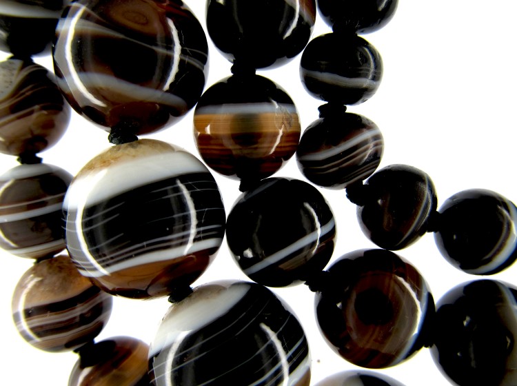Onyx Beaded Necklace with Onyx & Gold Clasp