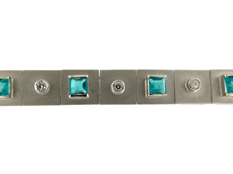 Emerald & Diamond White Gold Bracelet