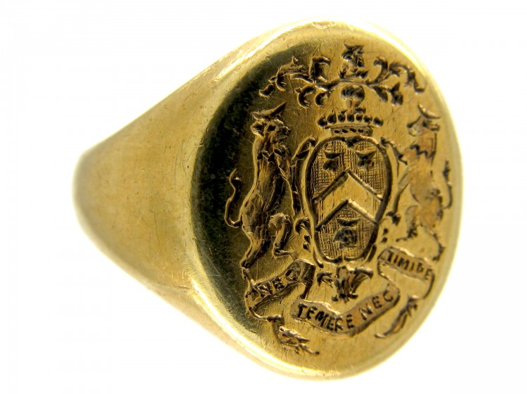 14ct Gold Signet Ring with Good Crest