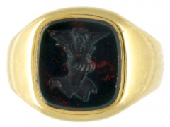 18ct Gold Signet Ring Retailed by Cartier