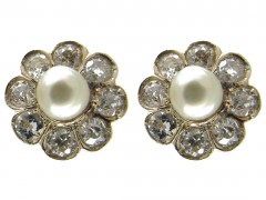 Pearl & Diamond Cluster Earstuds