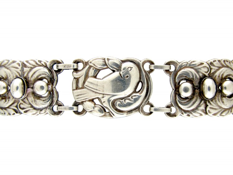 Silver Bracelet attributed to a Georg Jensen Design