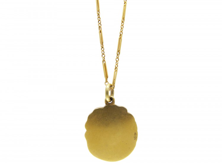 Art Nouveau 15ct Gold Pendant on Chain
