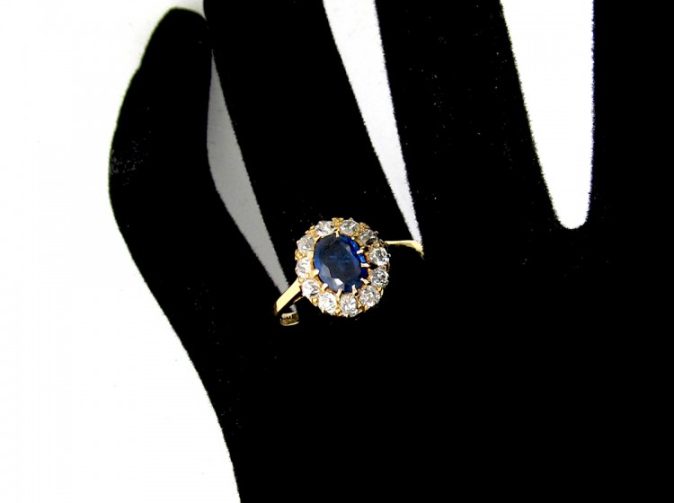 Edwardian Sapphire & Diamond Ring