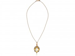 Art Nouveau Gold Pendant on Chain
