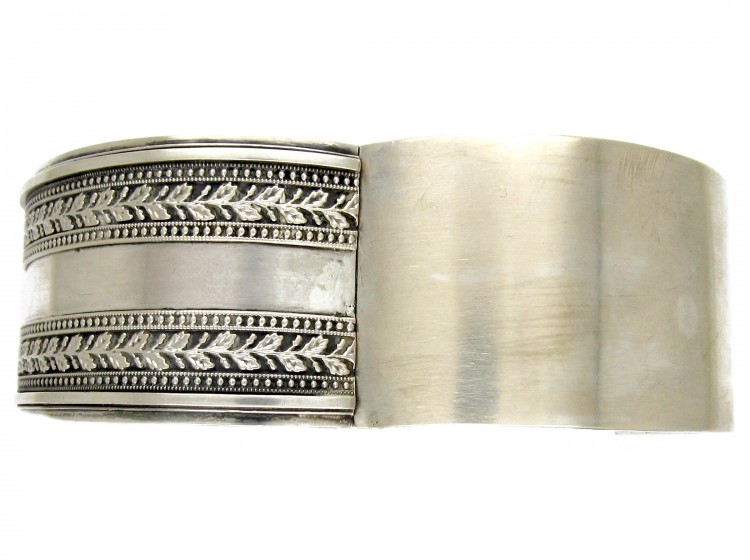 Victorian Silver Oak Leaf Motif Bangle