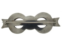 Scottish Silver & Agate Bow Brooch