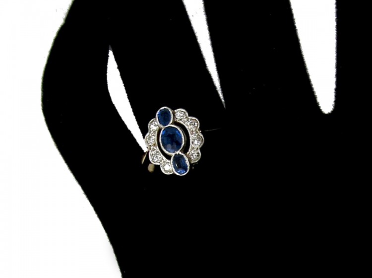 Art Deco Sapphire & Diamond Ring