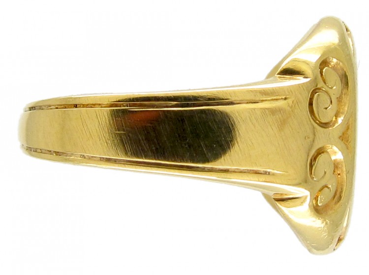 18ct Gold Signet Ring with the Motto 'Love Serves'