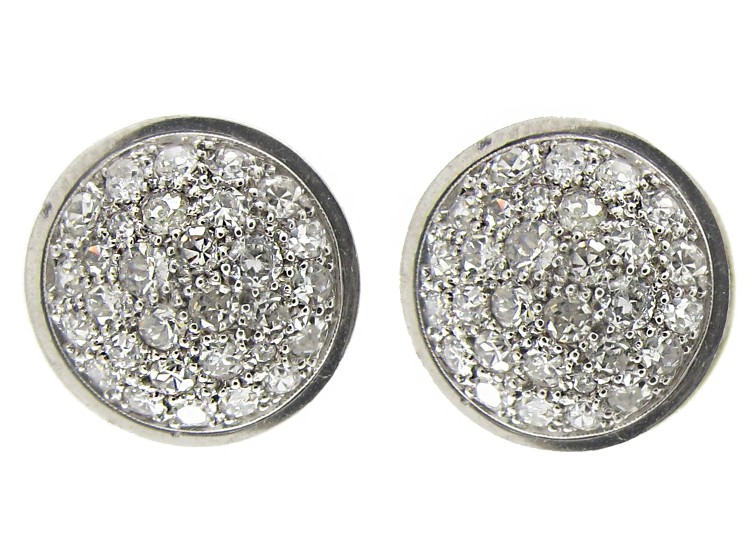 Round Diamond Studded Earrings