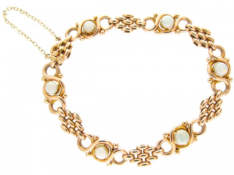 Edwardian 15ct Bracelet set with Opals