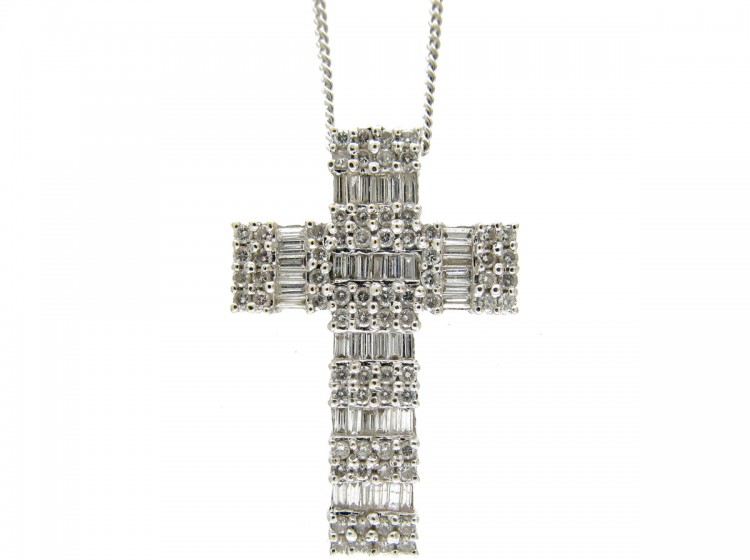 Diamond & 18ct White Gold Cross
