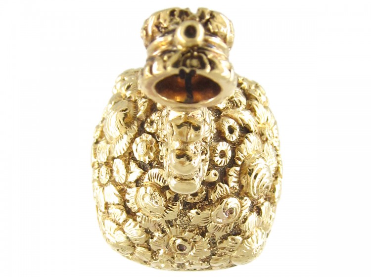 18ct Gold & Carnelian Seal with Lion Intaglio