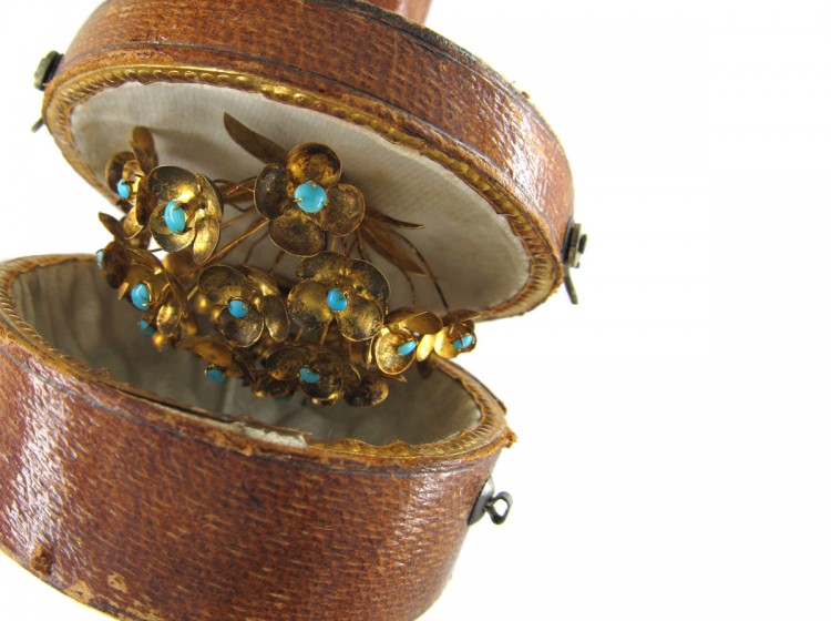 Georgian En Tremblant 18ct Gold Hairpin, in original case