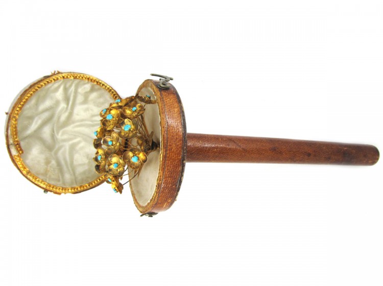 Georgian En Tremblant 18ct Gold Hairpin, in original case