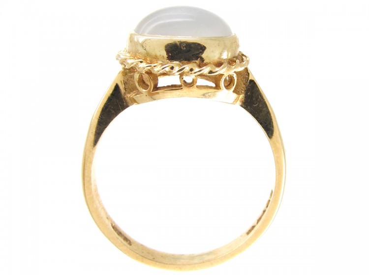 Cabochon Moonstone & Gold Ring