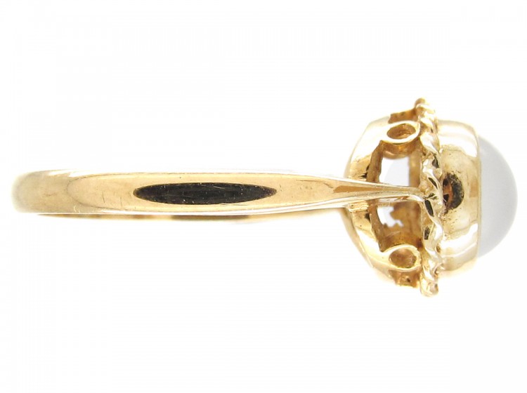 Cabochon Moonstone & Gold Ring