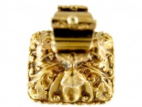 Georgian Gold Cased Seal with Chalcedony Dog Intaglio