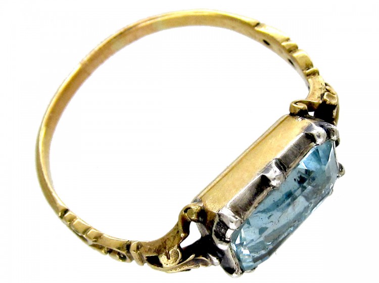 Georgian Barrel Shaped Aquamarine Ring