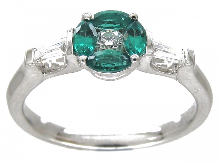 Emerald & Diamond Cluster Ring with Baguette Diamond Sides