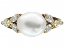 14ct Gold Pearl & Diamond Leaf Ring