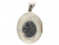 Oval Silver Banded Design Locket