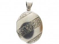 Oval Silver Banded Design Locket