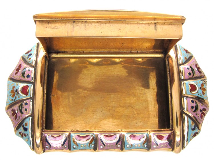 Early 19th Century Swiss Enamel Gold Box