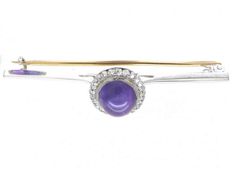 A Cased Set of 18ct White Gold & Amethyst & Diamond Earrings, Ring & Brooch