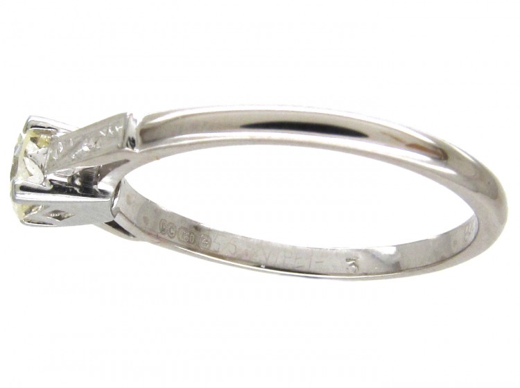 18ct White Gold & Platinum Diamond Solitaire Ring