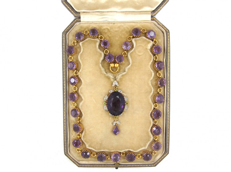 18ct Gold Suffragette Necklace & Pendant in Original Case