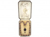 18ct Gold Suffragette Necklace & Pendant in Original Case