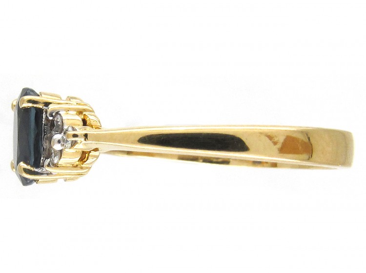 Solitaire Sapphire & Diamond Shoulders Ring
