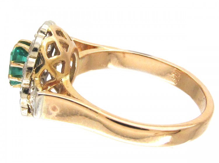 Art Deco Emerald & Diamond Ring with Diamond Shoulders