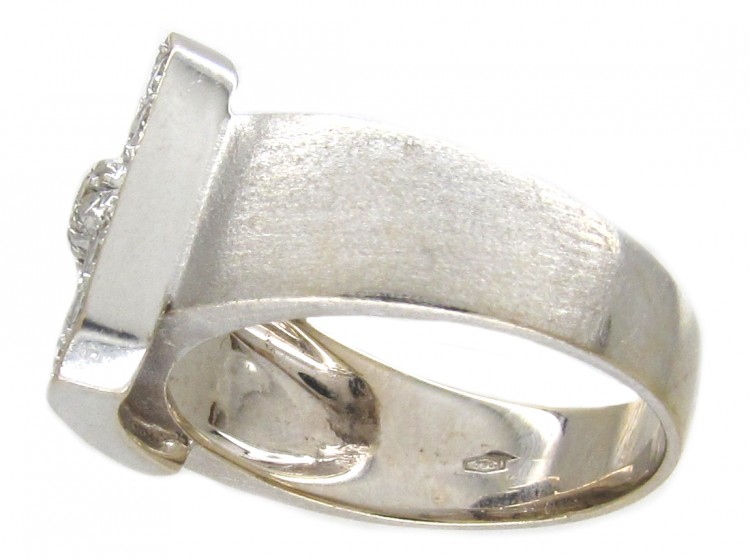 18ct White Gold Buckle Ring