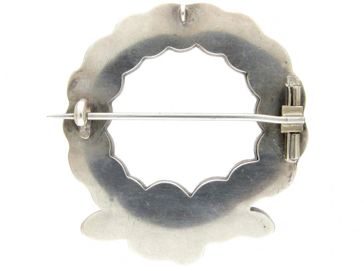 Victorian Scottish Silver & Agate Wreath Brooch