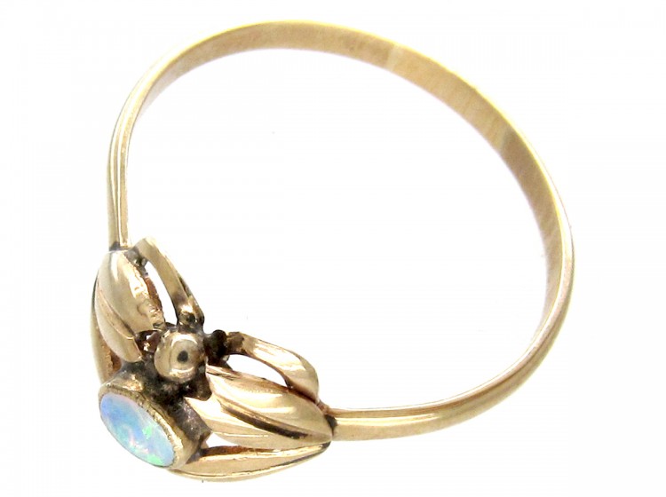 Art Nouveau 15ct Gold & Opal Ring
