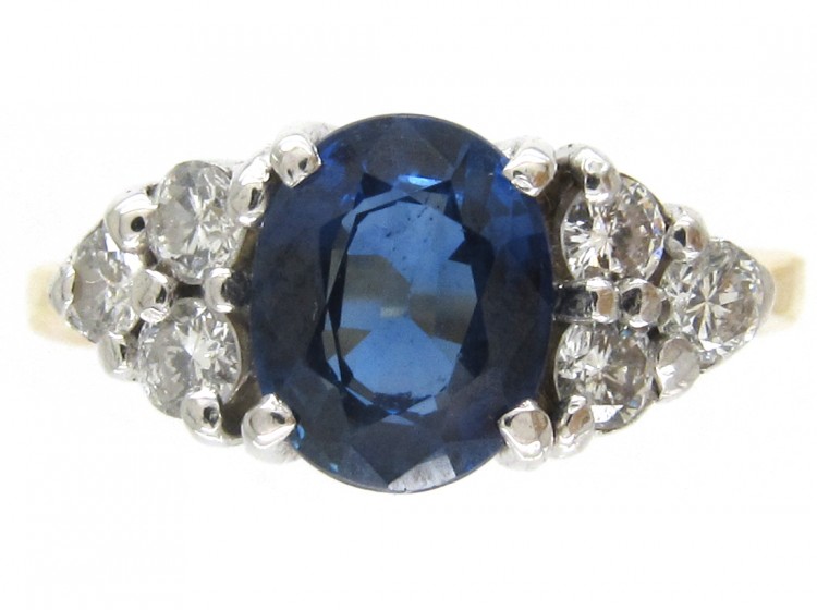 Oval Sapphire & Diamond Ring