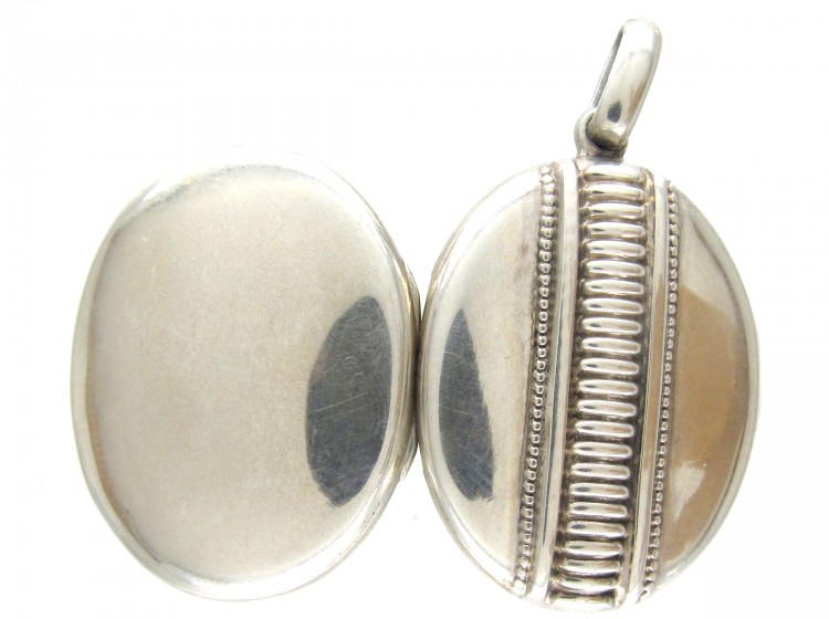 Victorian Silver Stripe Design Oval Locket