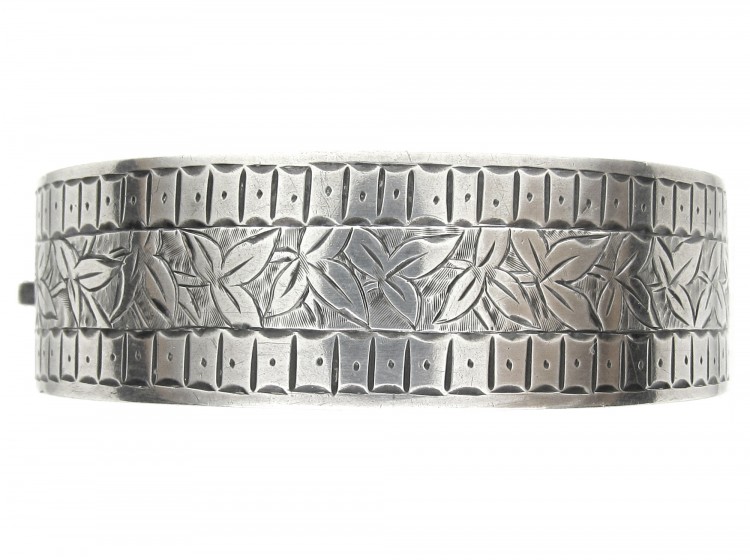 Victorian Silver Engraved Ivy Leaf Bangle
