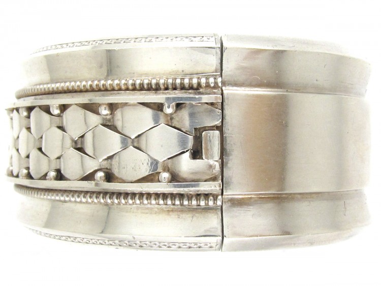 Victorian Silver Interwoven Design Bangle