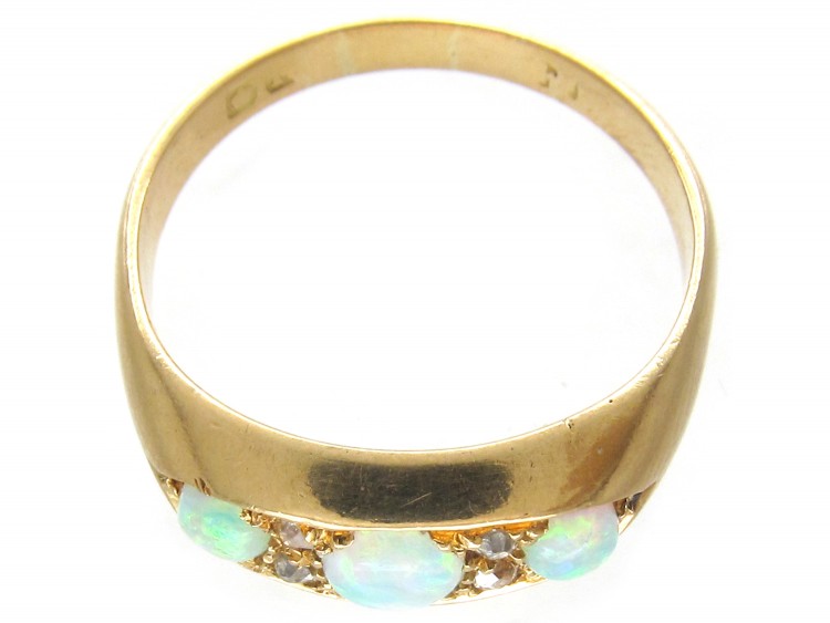 Victorian 18ct Gold Opal & Diamond Ring