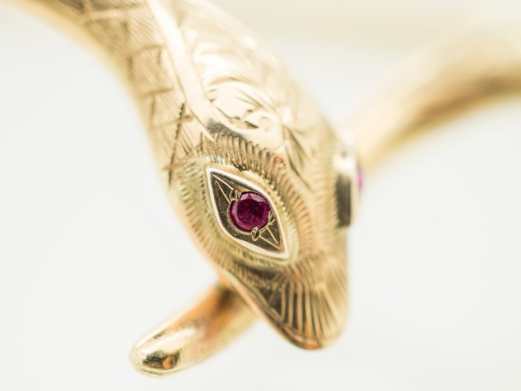 9ct Gold Snake Collar