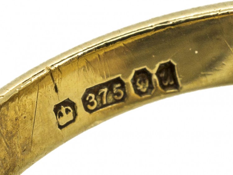 9ct Gold Signet Ring with Griffin Intaglio