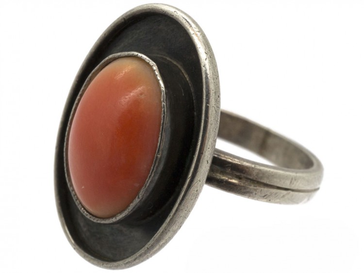 1960s Oval Silver & Coral Ring