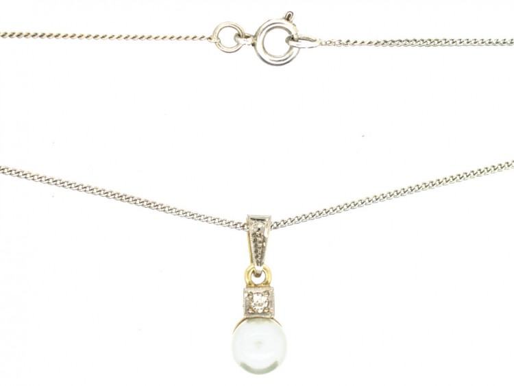 14ct White Gold & Cultured Pearl & Diamond Pendant on Silver Chain