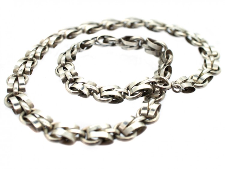 Silver Interwoven Chain Necklace