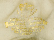 18ct Gold Victorian Heart Pendant with the Initial E in the Original Case